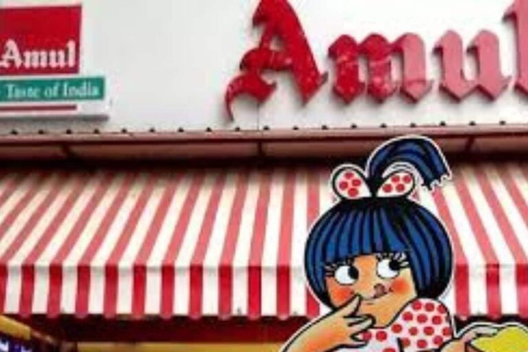अमूल-मदर डेयरी ने महंगा कर दिया दूध, आप भी कमा सकते हैं लाखों का मुनाफा, बस करना होगा एक काम